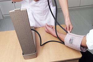 みなとみらいで大腸検査を受ける方必見！最新2026年版の安心・安全対策ガイド